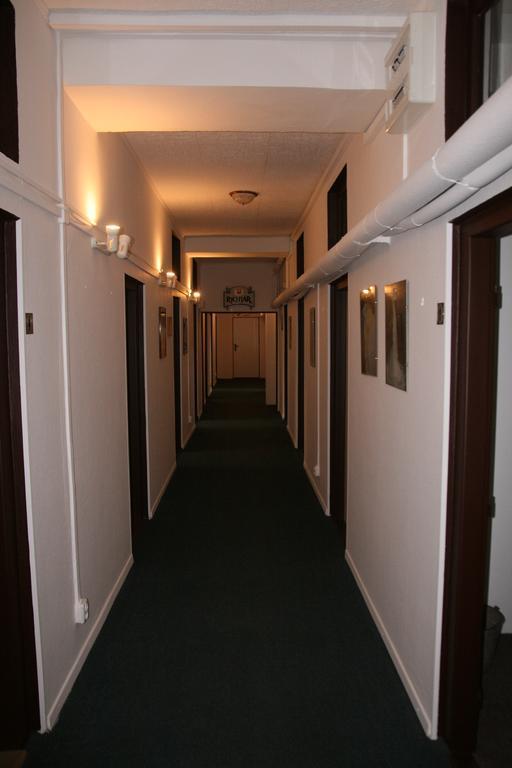 Boathouse Albergue *